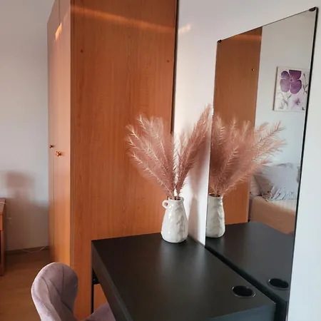 Vini Apartment *