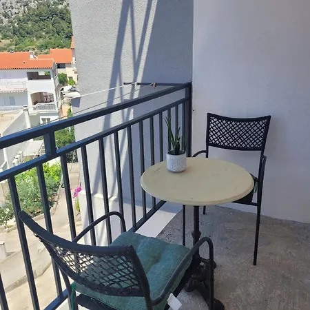 Apartmani Vini *