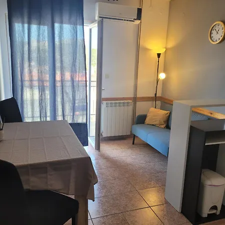 Apartmani Vini Lägenhet Hvar Town